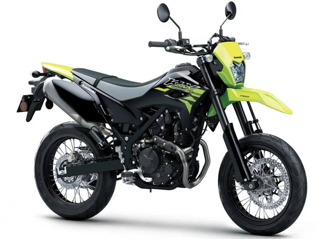 川崎发布2026款KLX230SM,亮眼的霓虹绿配色添新意