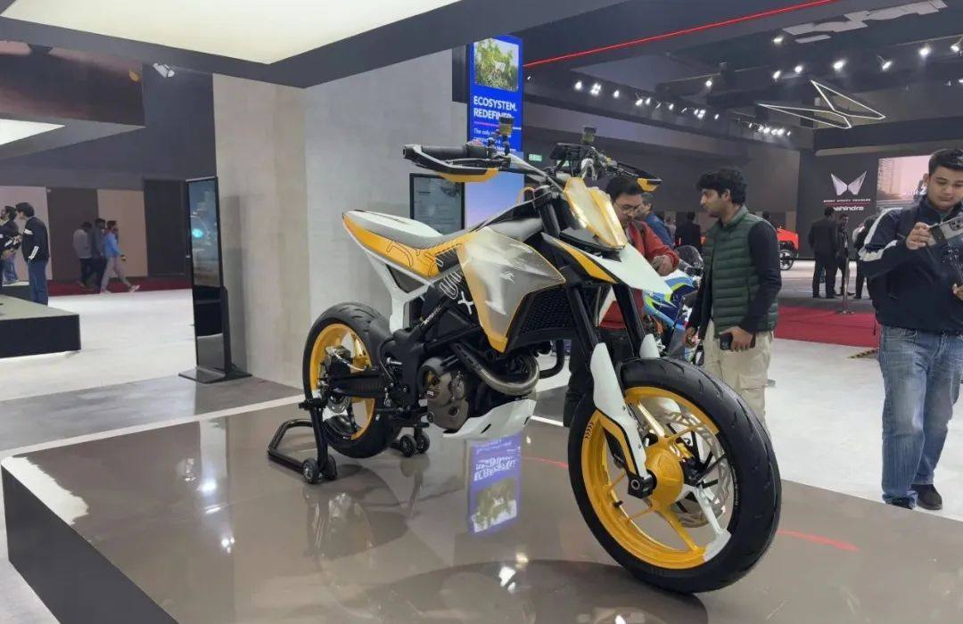 借鸡生蛋？印度TVS RTS X亮相，宝马G310换壳滑胎车型？