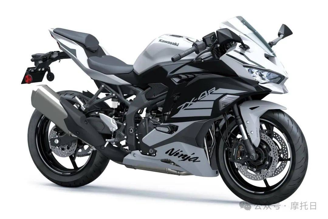 川崎发布2025款Ninja ZX-4R系列，400cc四缸跑车全新皮肤