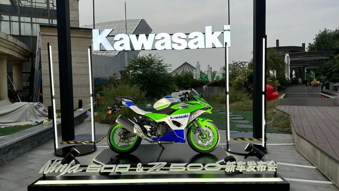 44800元起,川崎Ninja500/Z500国内上市,动力配置全面提升