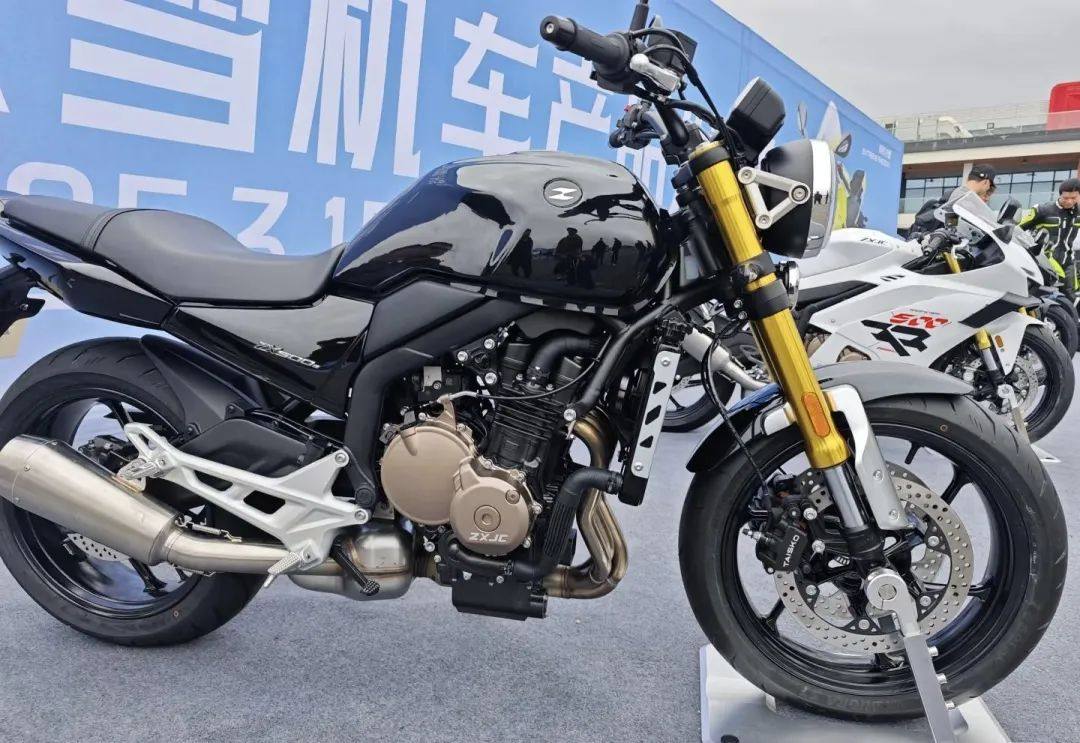 某种程度上说张雪500F捷足先登，本田复活CB400SF反而“尴尬”了