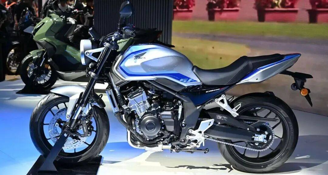 HONDA CB500SF 亮相工信部400期新车,发动机参数真相大白!