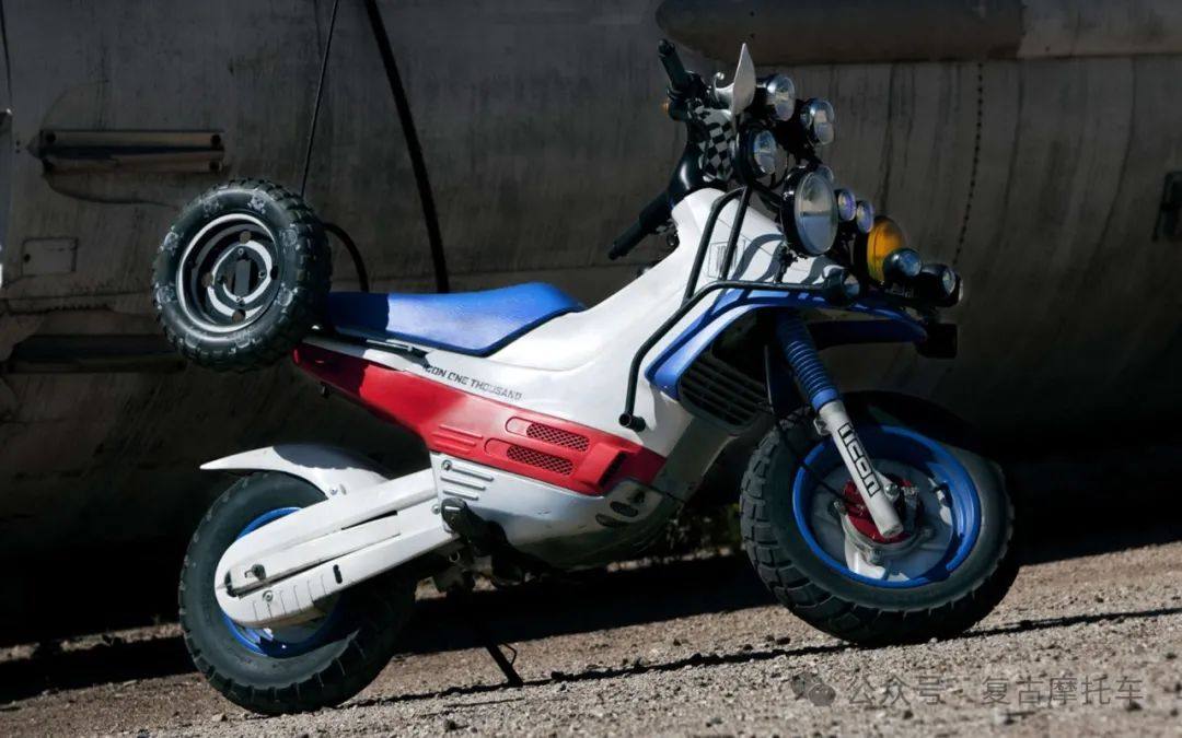 头灯比国道的摄像头还多!1991 HONDA EZ-90 CUB | 每日一车
