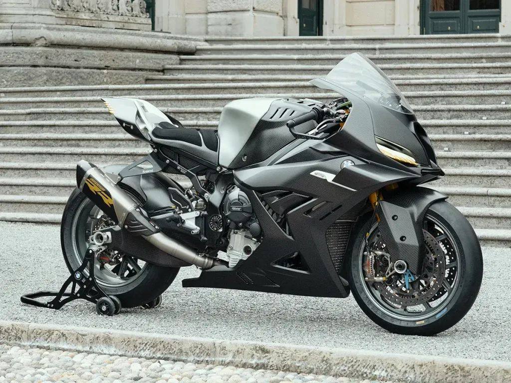 BMW Motorrad Concept RR 惊艳亮相！预览次世代RR跑车的终极性能与设计