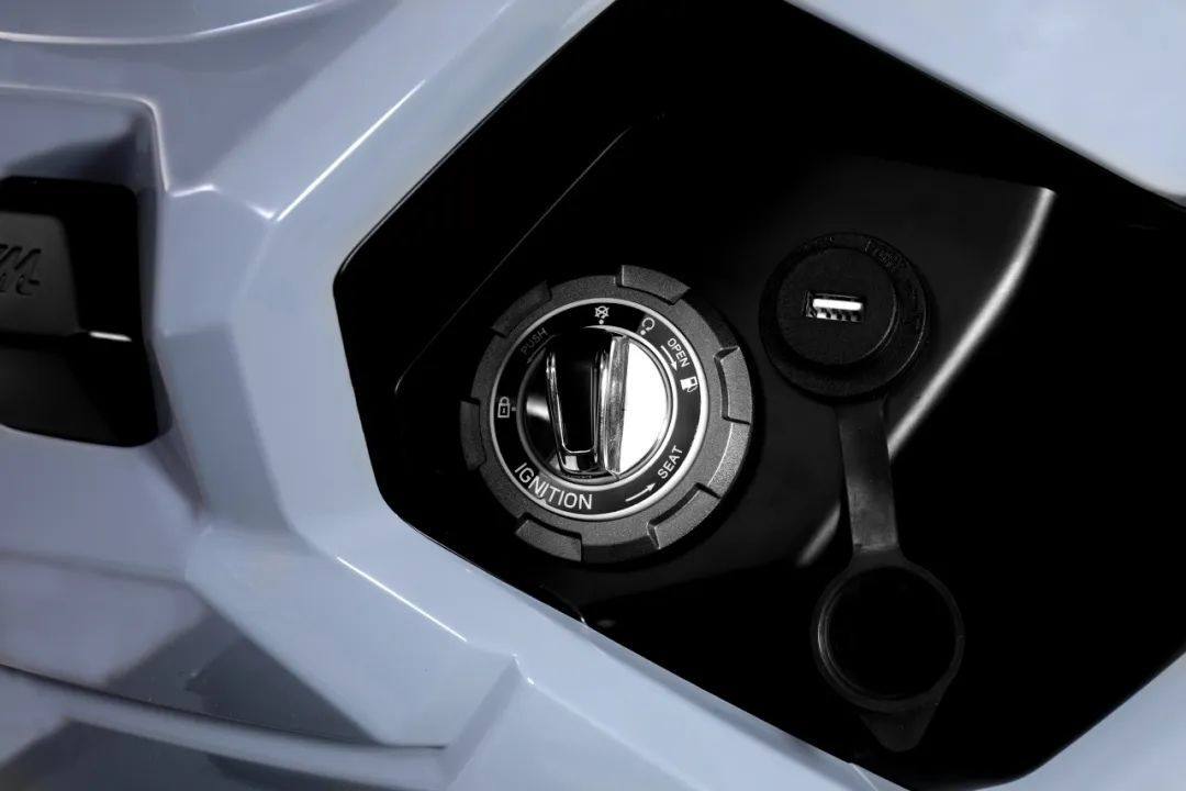 千里跨界者|Husky adv150青春版