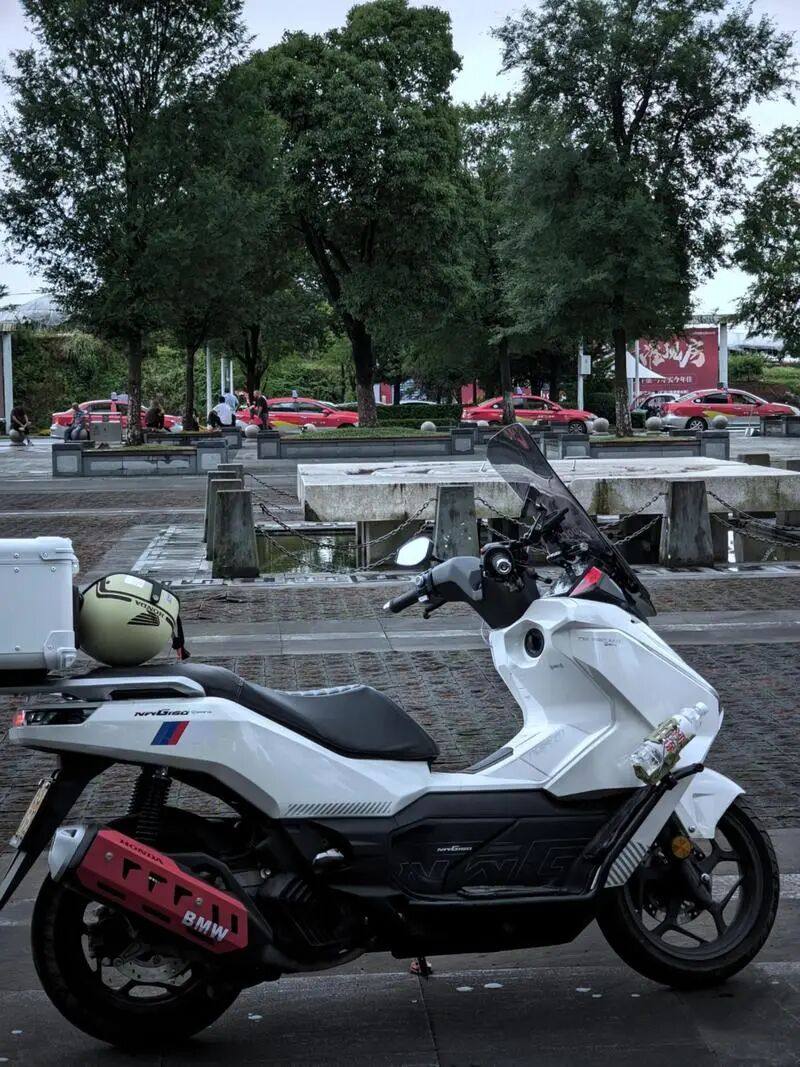 摩托车圈为何都在“鄙视”踏板车?只能说你不懂!