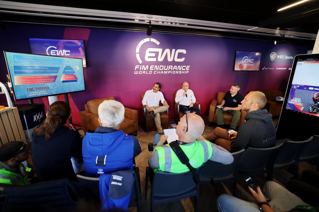 FIM EWC 明年开始推出入门级的 Yamaha R7 耐力系列赛