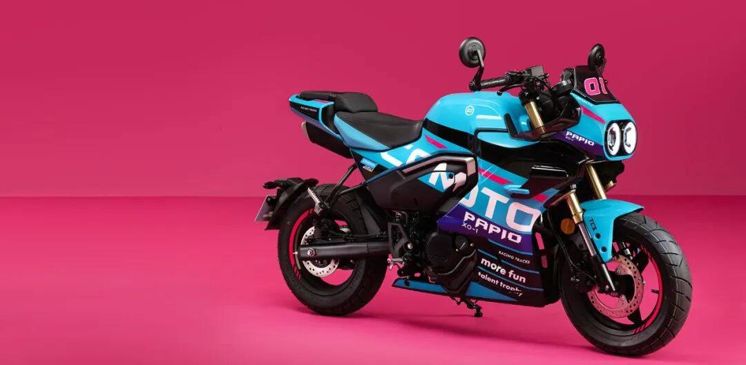 小身板大能量!春风扔出“王炸”:XO狒狒披上Moto2赛车战袍