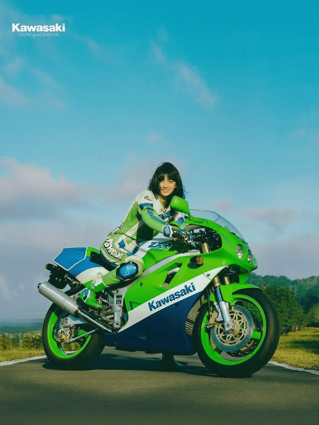 回到90年代：骑着川崎ZXR400的女孩