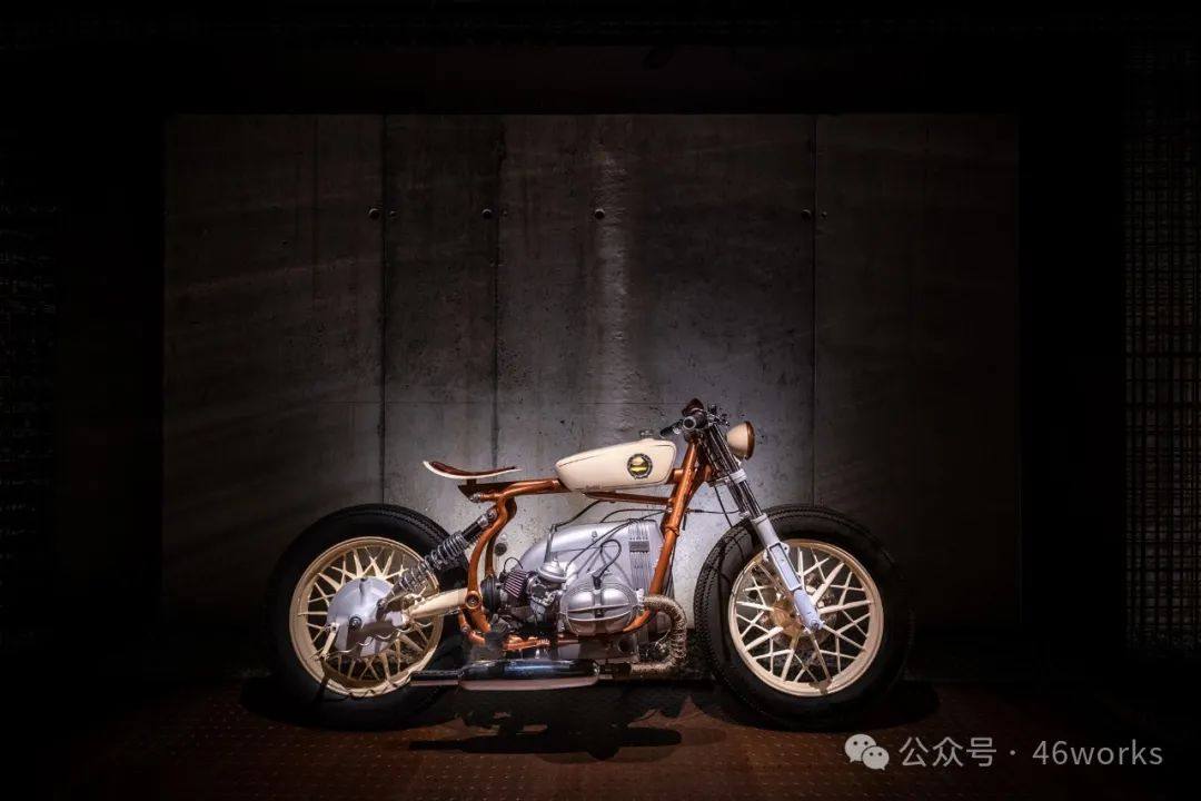 震撼眼球:BMW R45 | 每日一车