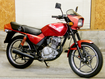 铃木 GS 125