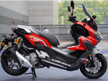 龙嘉 XDV 300 i