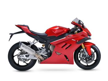 张雪机车 820RR