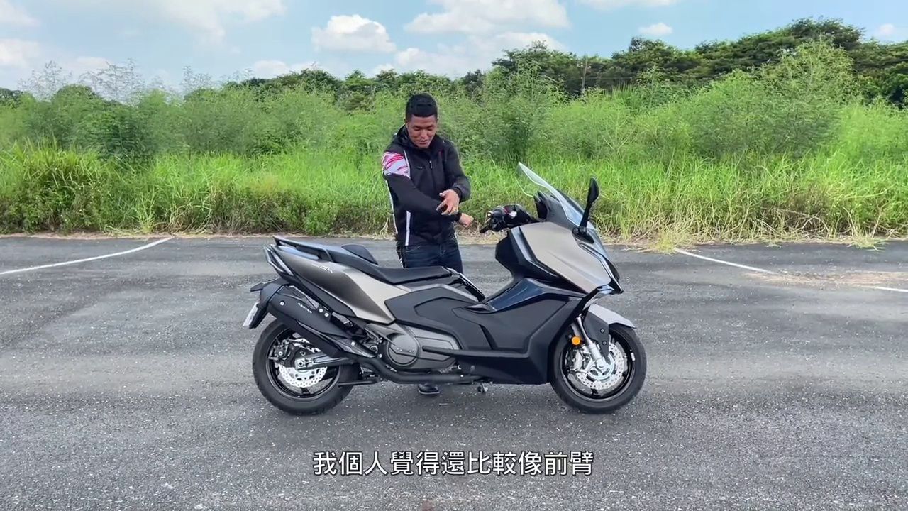 [IN新聞] 豪華旗艦再升級！KYMCO AK Premium 媒體試駕