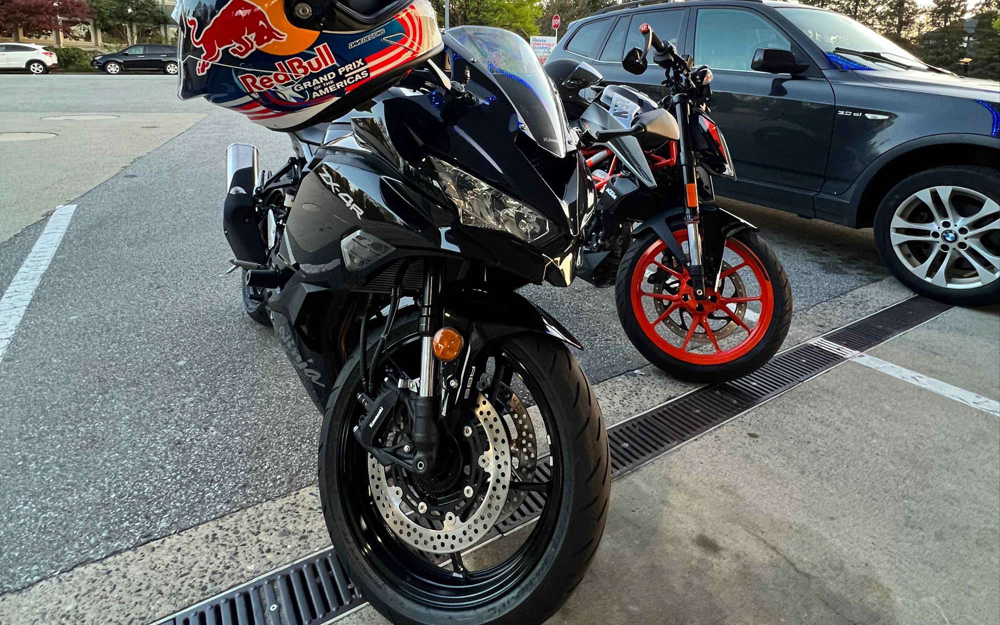 关于KAWASAKI川崎ZX4R的Q&A，十问十答