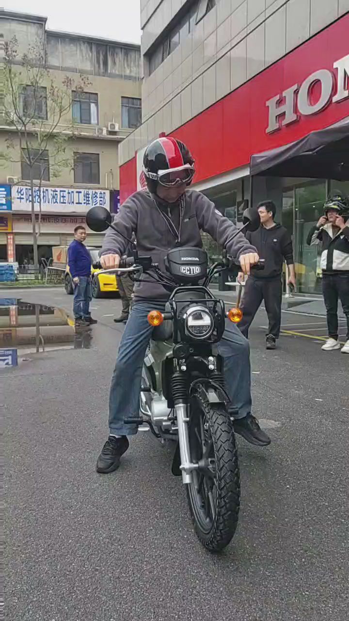 车友试驾本田弯梁CC110，实车比图片更好看