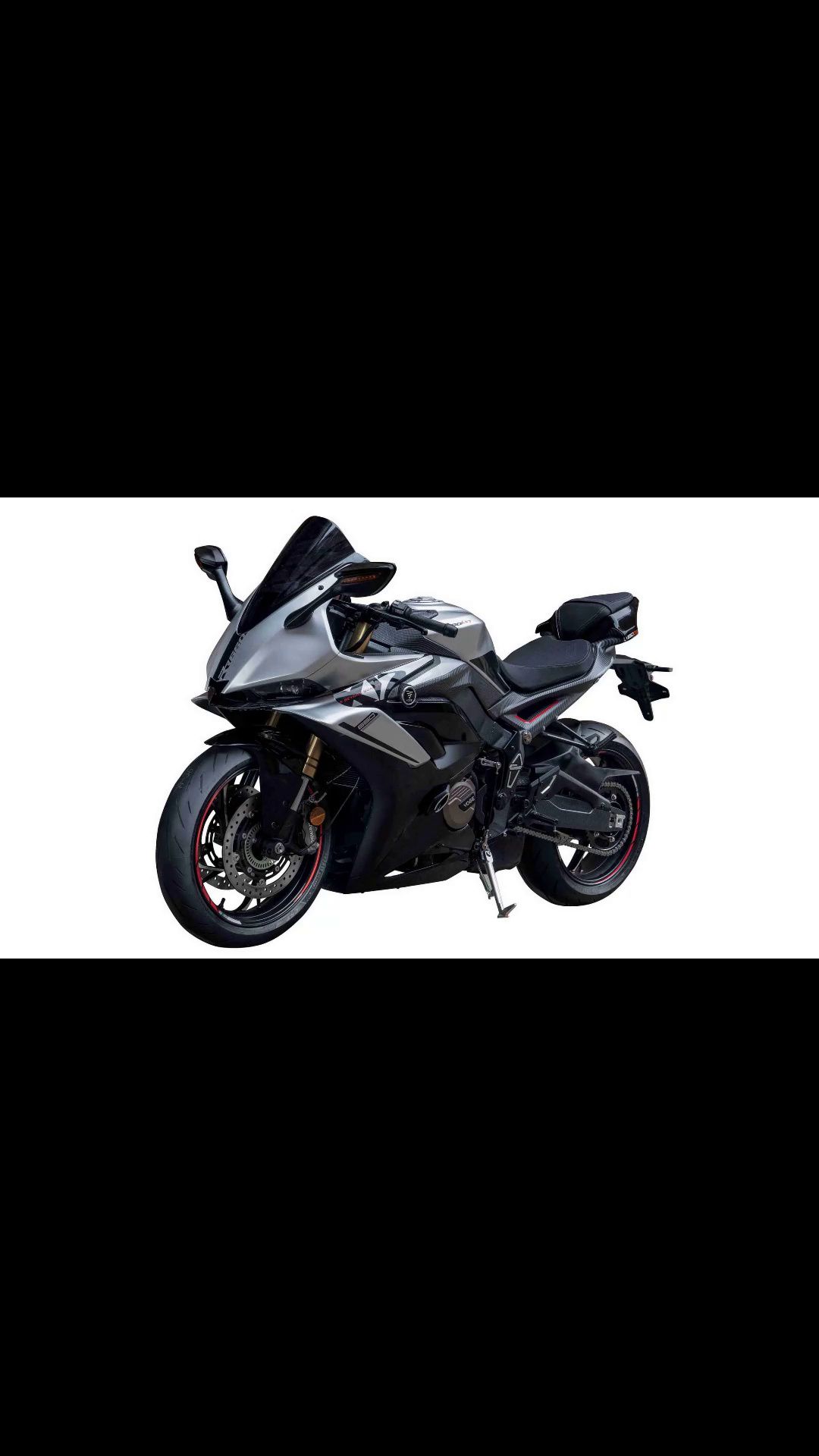 无极四缸仿赛RR660五月上市？动力和RS660打成平手